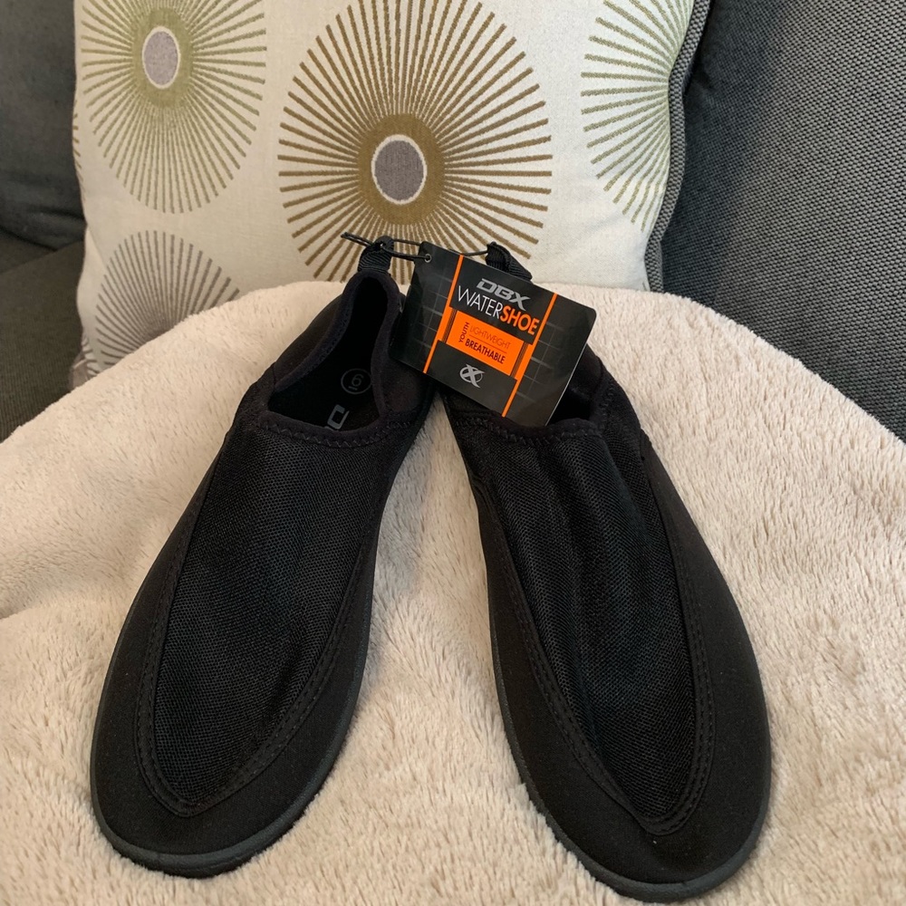 Water shoes